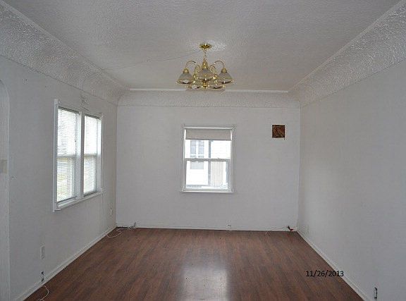 2nd image of 325 E 13th St