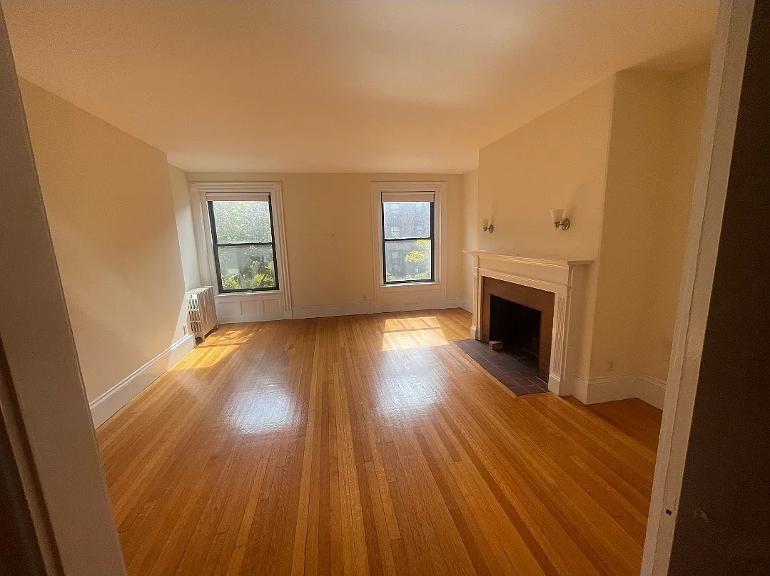 1 bed, 550 sqft, $2,800 — Photo 2