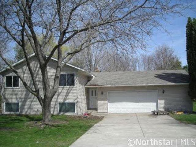 1st image of 1621 Holly Drive E