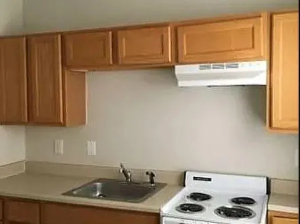 636 Cooperative, 636 12th St NE #6a972a3c7, Washington, DC 20002
