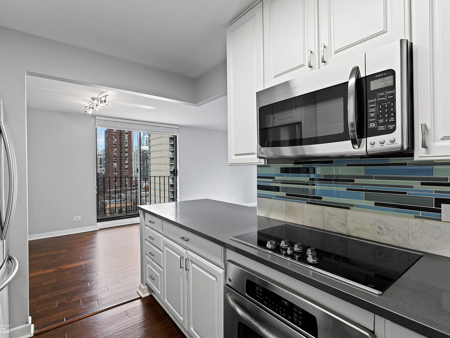 2 bed, 1250 sqft, $3,800 — Photo 1