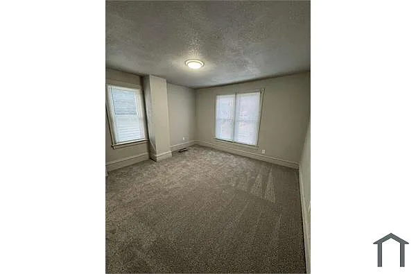 Building Photo - 3427 Lexington Ave