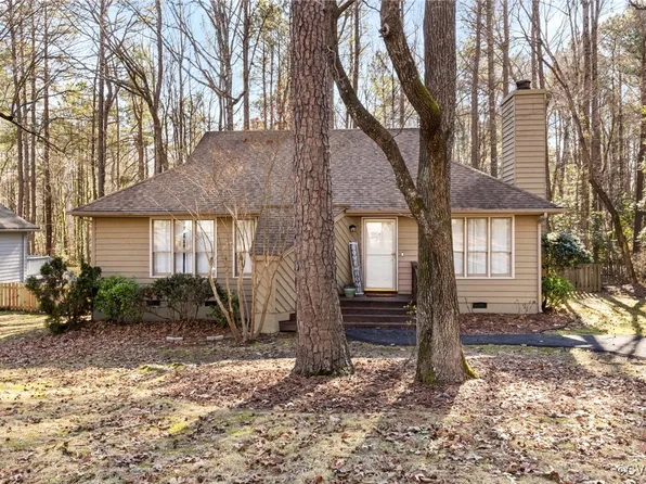 14103 Liberty Oaks Cir, Midlothian, VA 23112