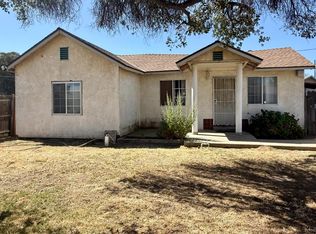 10903 Thompson Dr, Hanford, CA 93230