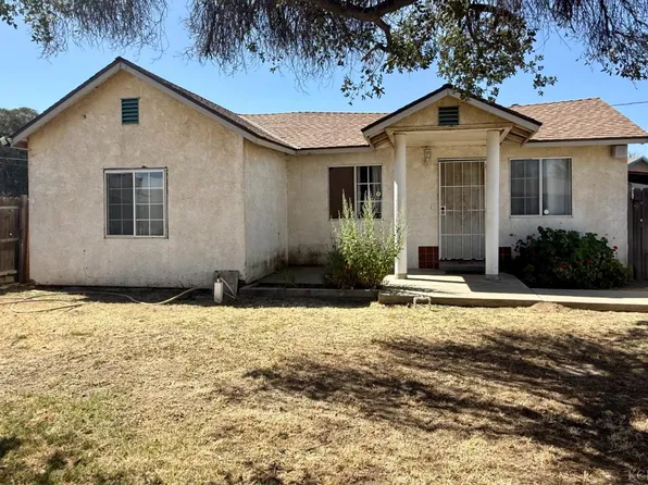 10903 Thompson Dr, Hanford, CA 93230