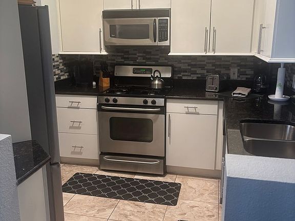 3rd image of 260 E Flamingo Rd Unit 109