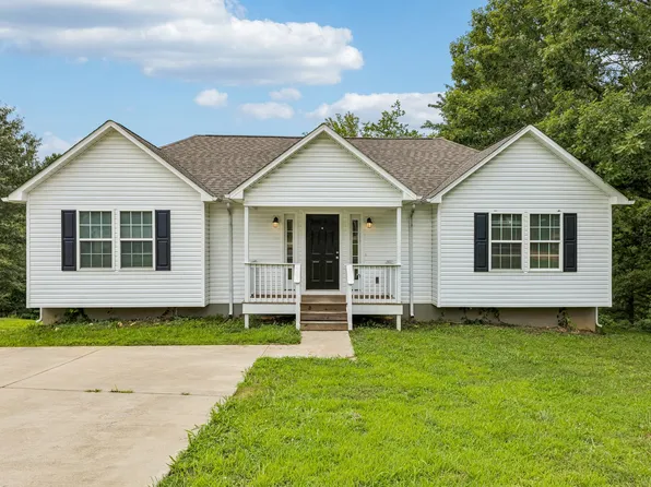 1299 Wesley Ct, Lawrenceburg, TN 38464