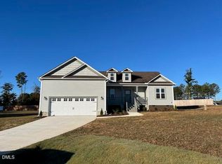 28 Golden View Pl, Zebulon, NC 27597