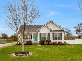 242 Greenwood Dr, Smithville, TN 37166
