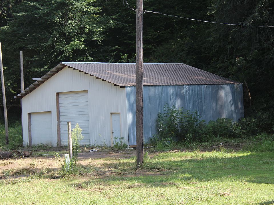 2nd image of 64835 Bluff Dr