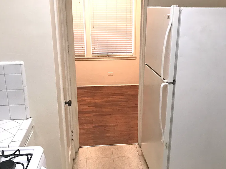 844 E Home Ave — Photo 6