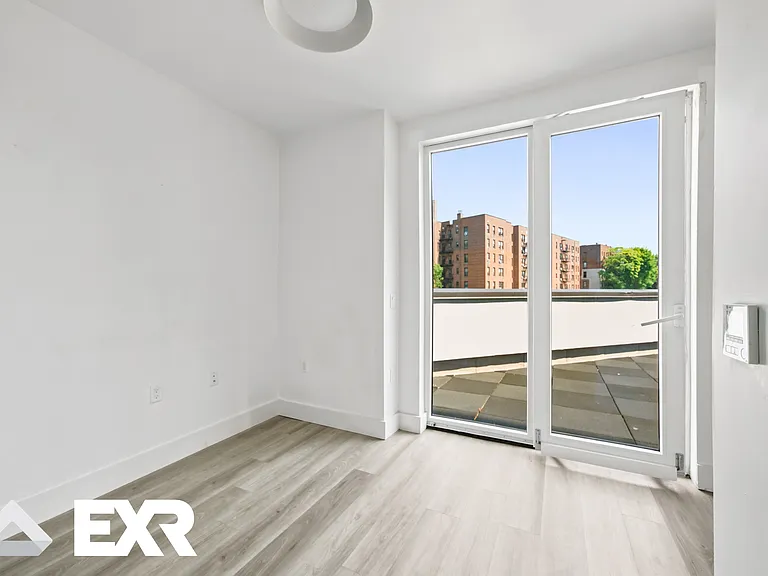 1634 Church Ave #2J — Photo 11