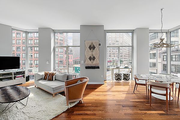 1st image of 475 Greenwich St APT 3D
