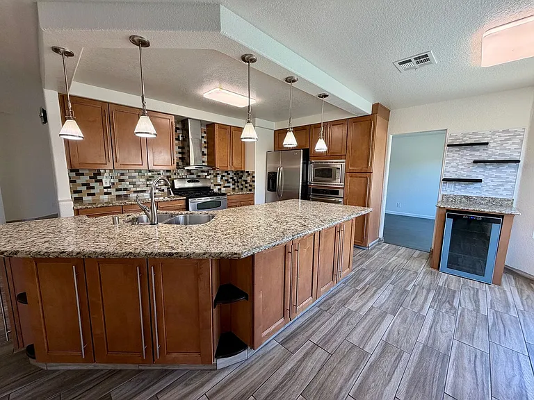 1538 Roughrider Cir — Photo 8