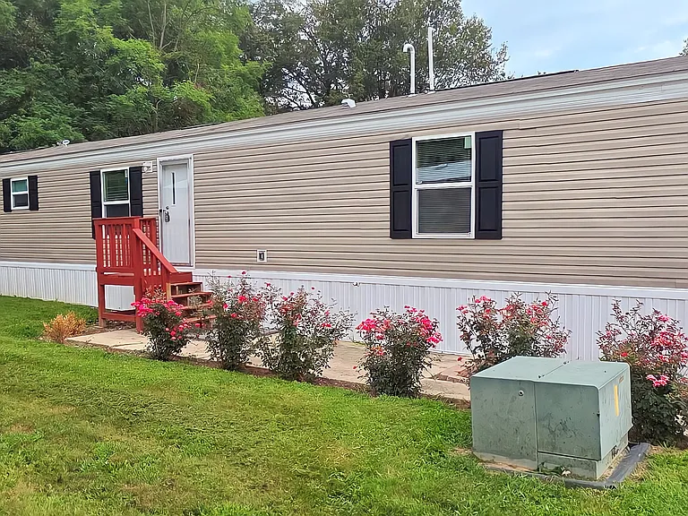 15 Deerwood Dr — Photo 4