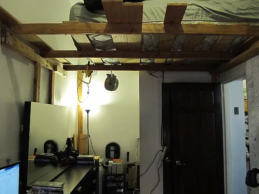 Rented by Zone Corp | media 13