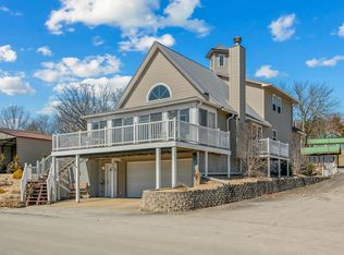 366 Clevenger Cove Rd, Hollister, MO 65672