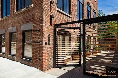 Rented by aptsandlofts.com