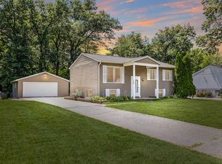 5627 Viking Dr, Jackson, MI