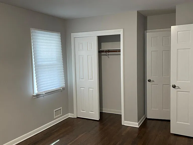 7 Castle Dr — Photo 9