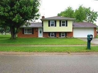 5825 Levy Dr, Fairfield, OH 45014