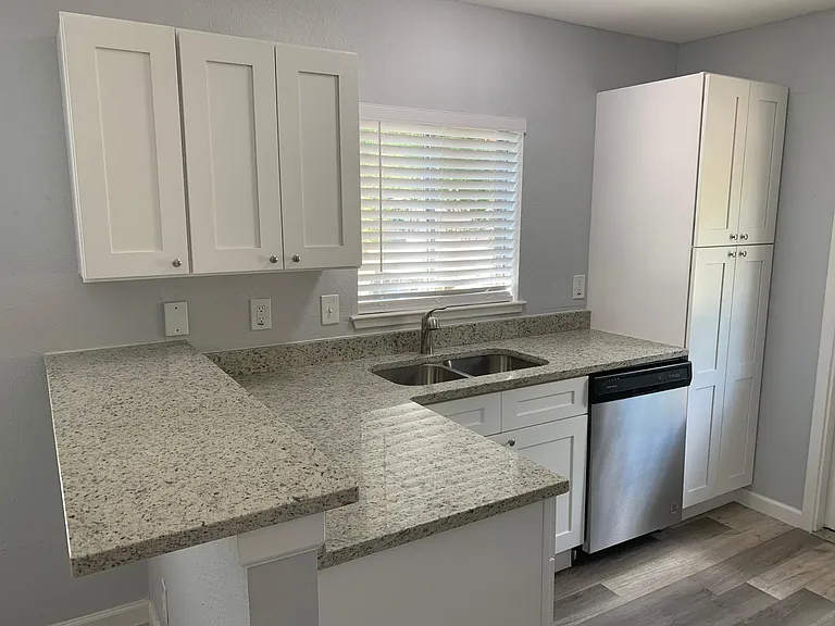 5135 Tom Stafford Dr — Photo 28