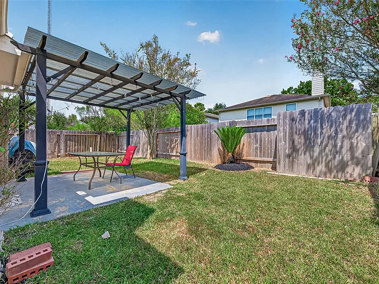 6807 Lauderwick Ct — Photo 44