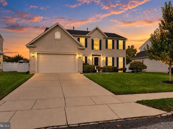 157 Ascot Dr, Mount Royal, NJ 08061