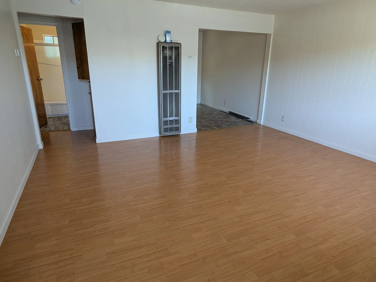 2 bed, 700 sqft, $2,200 — Photo 3
