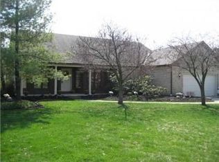 8543 Chateau Dr NW, Pickerington, OH 43147