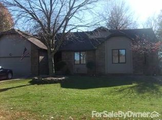 2268 W Nottingham St, Springfield, MO 65810