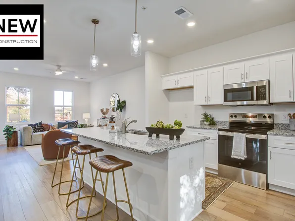 2161 W Jimtown Dr, North Charleston, SC