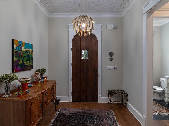 4th image of 1034 Fieldstone Ln
