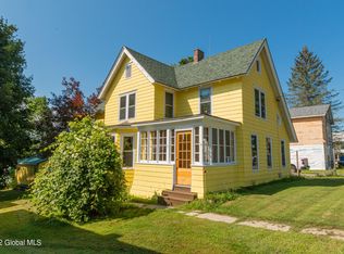 25 1st Ave, Mayfield, NY 12117