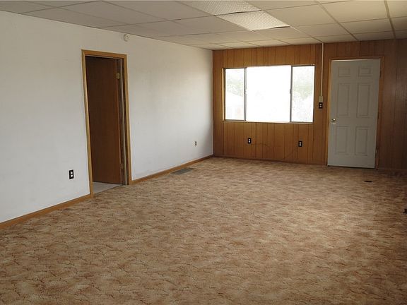 4th image of 57 4th St