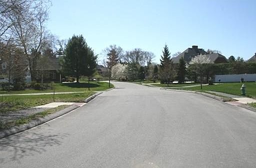 2nd image of 3 Taylor Ter