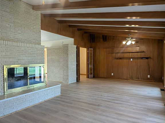 2nd Living Area