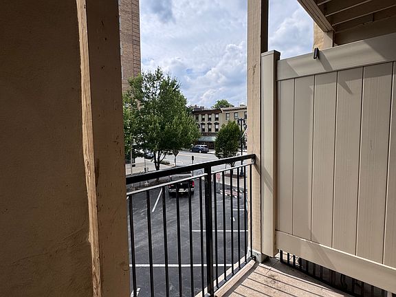 5th image of 120 Northampton St APT 9
