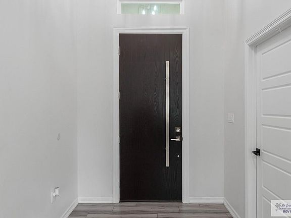 3rd image of 7647 Hana Dr