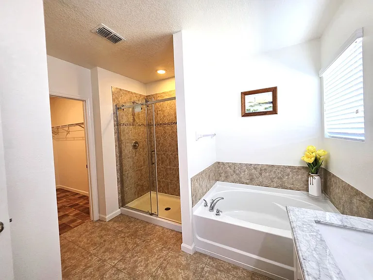 1440 Lexington Sq SW — Photo 23