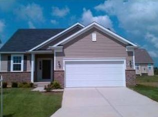 1626 Crimson Hills Dr, Saint Peters, MO 63376