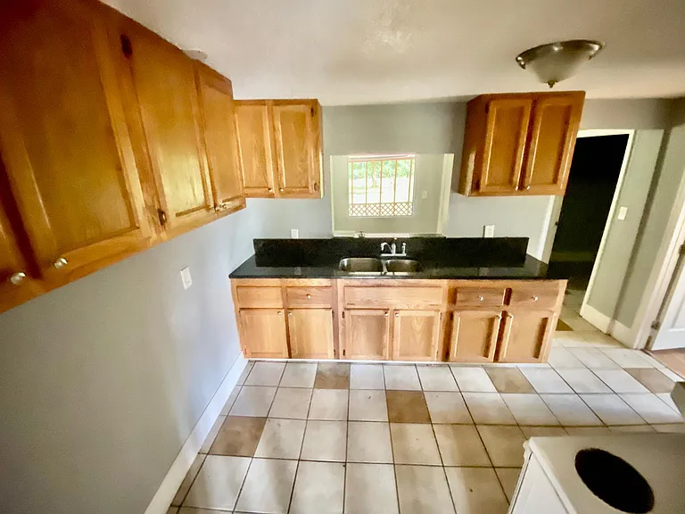 1116 Shady Rest Rd — Photo 8