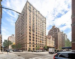 470 West End Avenue in Upper West Side