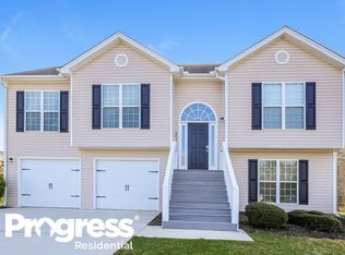 351 Embassy Dr, Winder, GA 30680