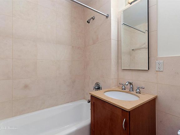 5th image of 2601 Frederick Douglass Blvd #5-A