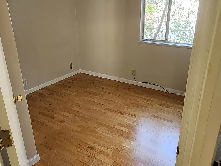2740 College Ave #203 — Photo 3