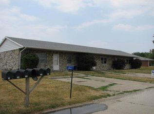 201-205 Keystone Cir, Muncie, IN 47303