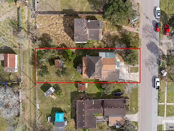 5th image of 340 W Durham Ave