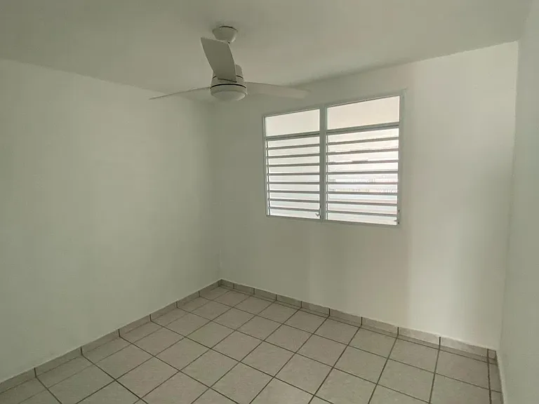 H5 Calle 6 — Photo 16