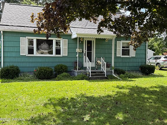2nd image of 3004 Eagle Valley Rd